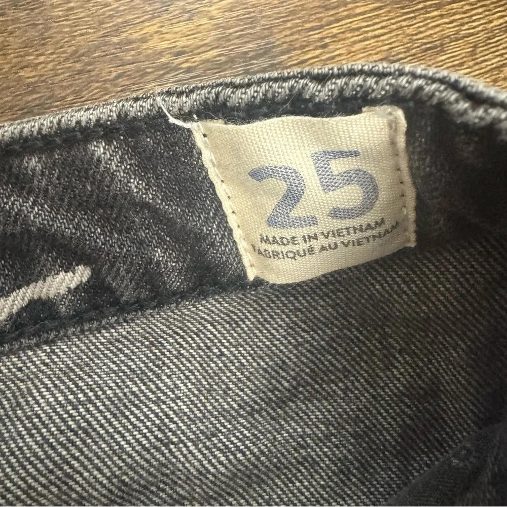 Free People Bailey Maverick Denim Raw hem Mini Skirt-Size 25 NWOT